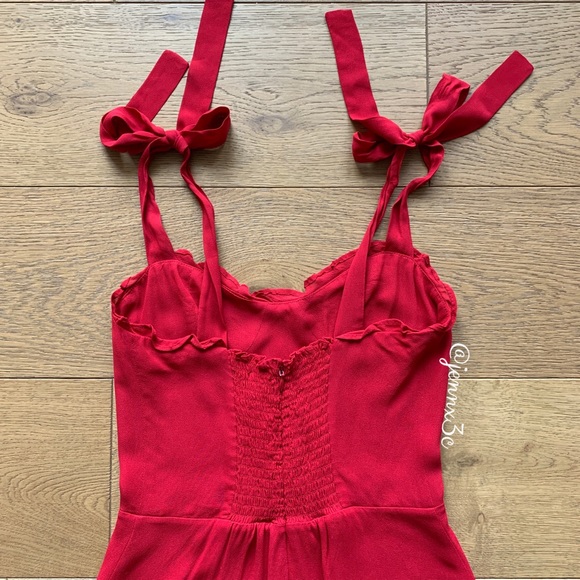 ❌[SOLD]❌Reformation Christine Dress || Lipstick - Picture 11 of 16